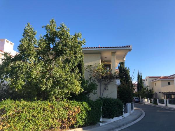 Asimina Park House - Pafos
