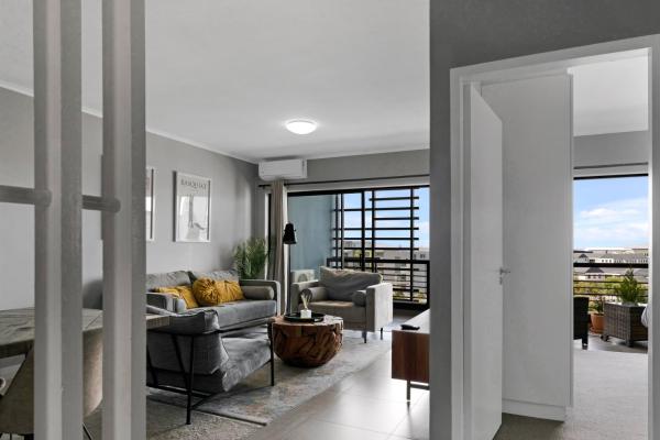 Two Bedroom Luxury Apartment, Century City - Backup Power - Cidade do Cabo
