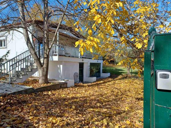 A la foto es mostra l'objecte Zeusplace Staliki cottage house situat a la ciutat de Litóchoron.