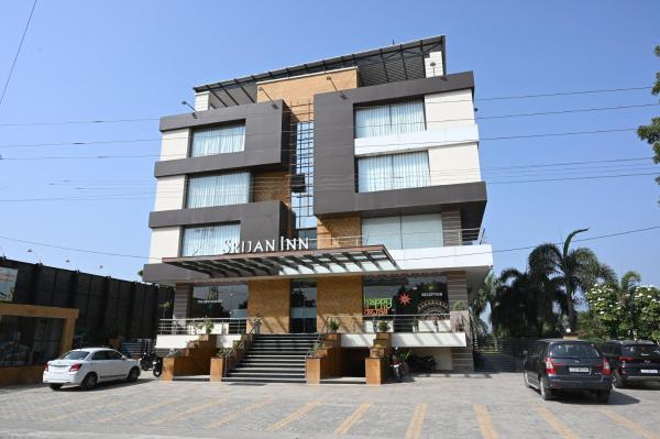 A la foto es mostra l'objecte srijan inn situat a la ciutat de Malan.