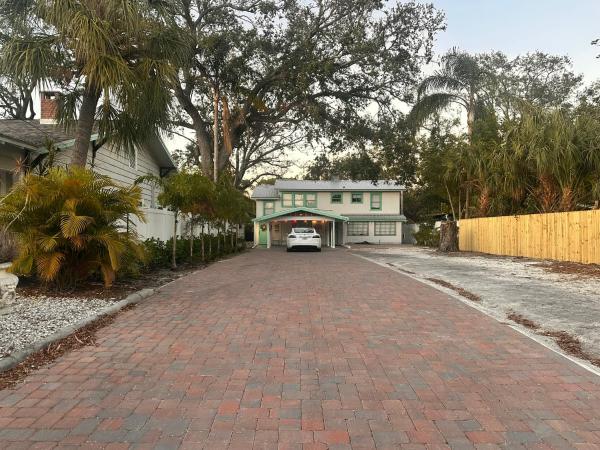 Zdjęcie 5: 2BR at Lecom Park Downtown Beaches & Ample Parking Space