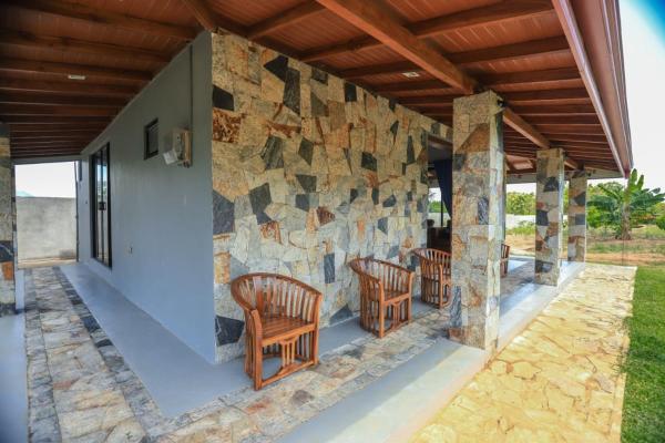 A la foto es mostra l'objecte Mango Garden Dambulla situat a la ciutat de Dambulla.
