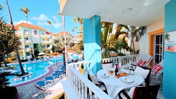 Op de foto is het object Walk to Beach, Shops, Dining, Pool View, Fast Wifi te zien, gelegen in de stad Punta Cana.