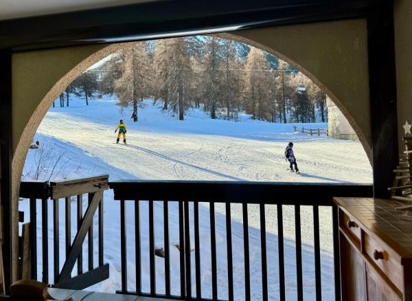 Na fotografii je vidět objekt Evasion Unique Ski au Pieds nacházející se ve městě Cervières.