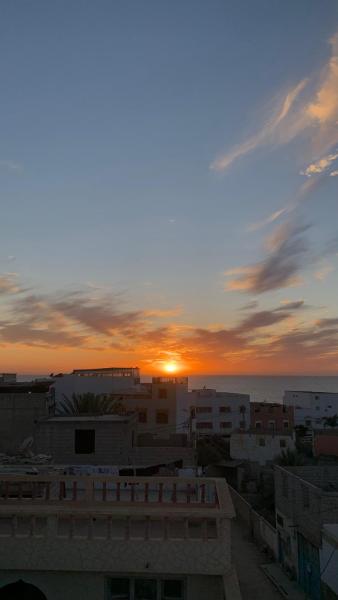 Na zdjęciu widoczny jest obiekt Berber Blue Surf Hous położony w mieście Agadir.
