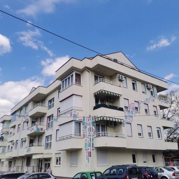 Na fotografii je vidět objekt Apartman Anja nacházející se ve městě Čifluk.