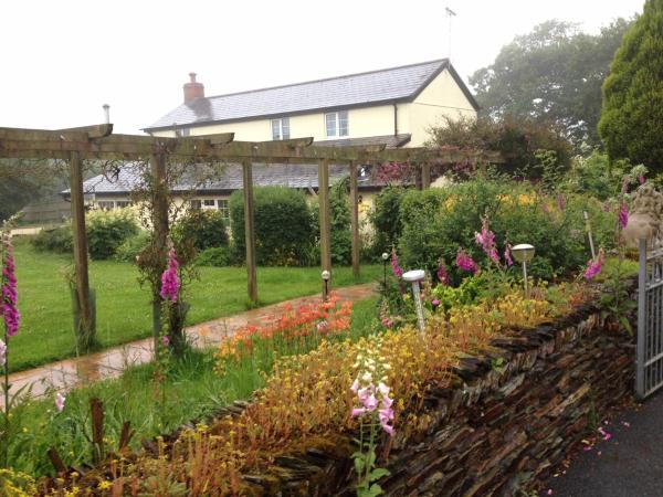 A la foto es mostra l'objecte Barton Gate Farm B&B situat a la ciutat de Bude.