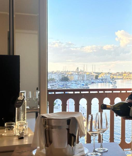 På bildet vises objektet Hotel Europa som ligger i byen Taranto.