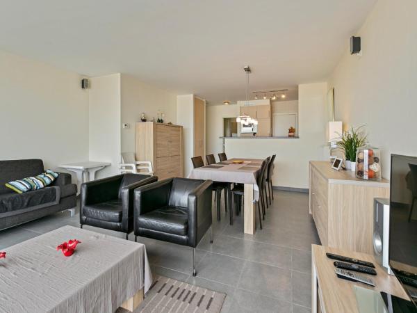 Photo 1 : Flat in Blankenberge with Ocean Views