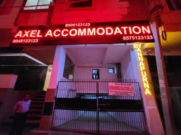 A la foto es mostra l'objecte Axel Accommodation situat a la ciutat de Badarpur.