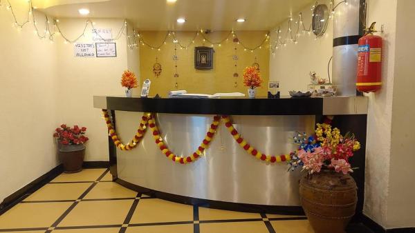 The photo shows the Hotel happy rooms located in the city of Secunderabad.
