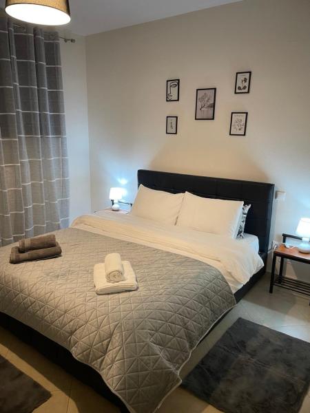 A la foto es mostra l'objecte Evan's House situat a la ciutat de Pýrgos.