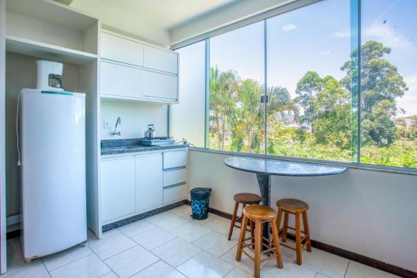 På billedet ses objektet Apartamento de praia ingleses beliggende i byen Florianópolis.