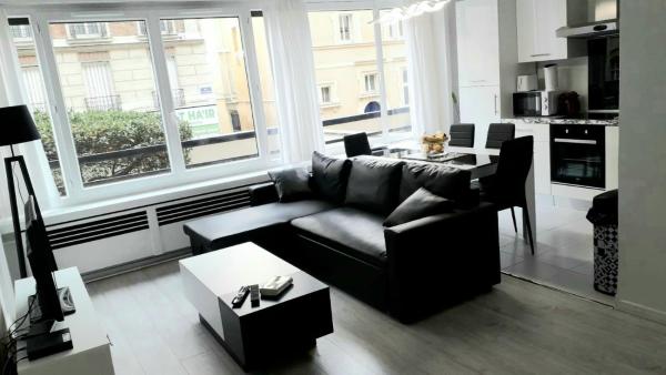Modern 1 bed flat - Near Arc de Triomphe & Champs Elysees, Paříž