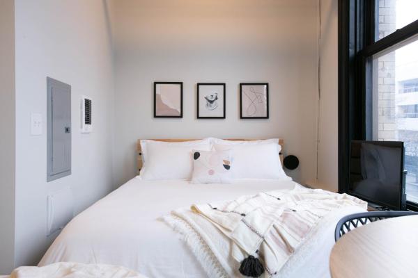 På bilden syns objektet Downtown Spokane Studio Walkable & Secure Stay som ligger i staden Spokane.