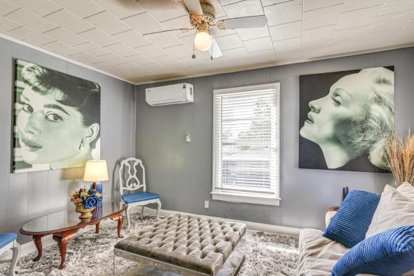 Near Sabine Lake & Refineries: Pet-friendly Apt - Port Arthur, TX