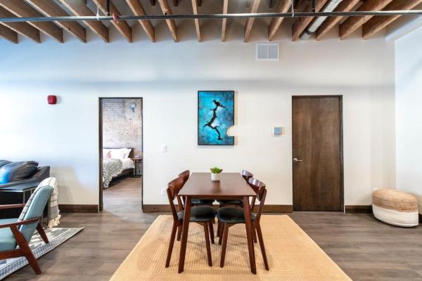 写真にはスポケーン市にあるUrban Modern Living PERFECT for long term staysが写っています。