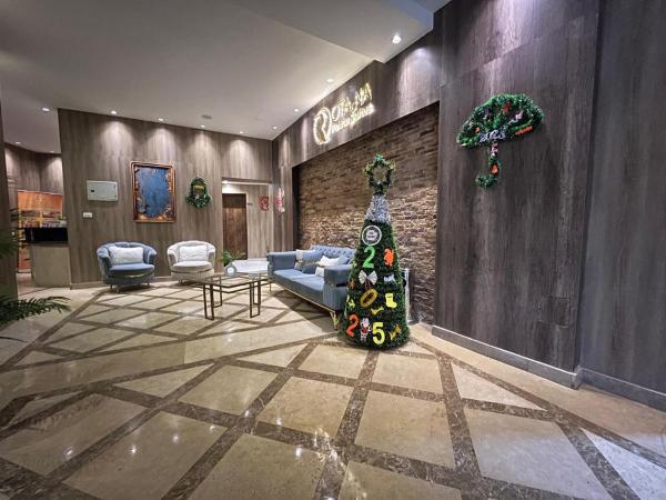 Nella foto è visibile l'oggetto Rotana Palace Suites situato nella città di Il Cairo.