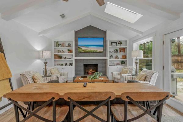 På billedet ses objektet Heated Pool Relaxing Casa da Vida 4 BR 3BA Pet Friendly beliggende i byen Bryan.