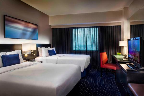 Foto 3: Courtyard by Marriott New York JFK Airport