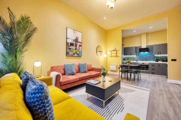 Large Central Station 2 Bed Apartment A2 - Glasgow Central Station