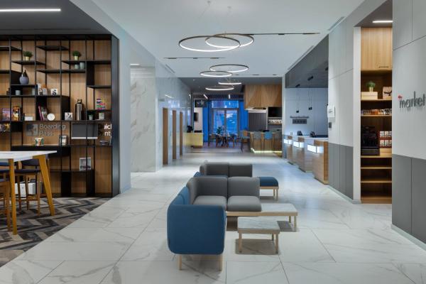 Na zdjęciu widoczny jest obiekt Courtyard by Marriott Bucharest Floreasca położony w mieście Bukareszt.