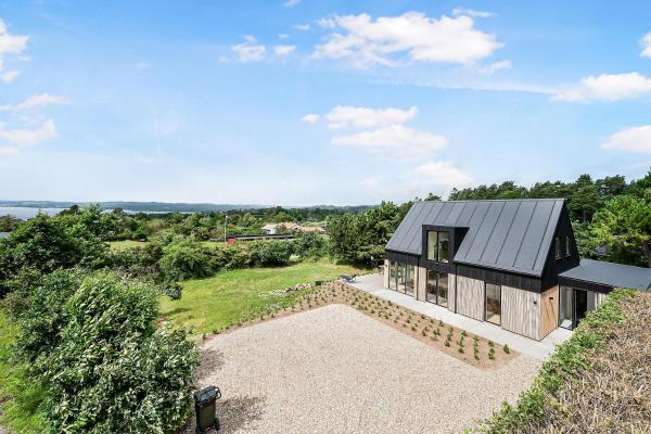 Beautiful Two-storey Holiday Home Near Ebeltoft With Sea View - Ebeltoft