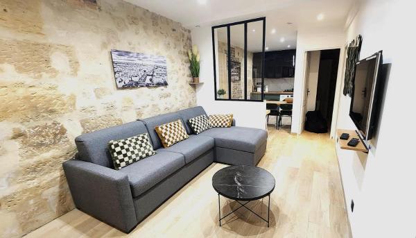 Home in Paris Chatelet great apt for 6px, Paris