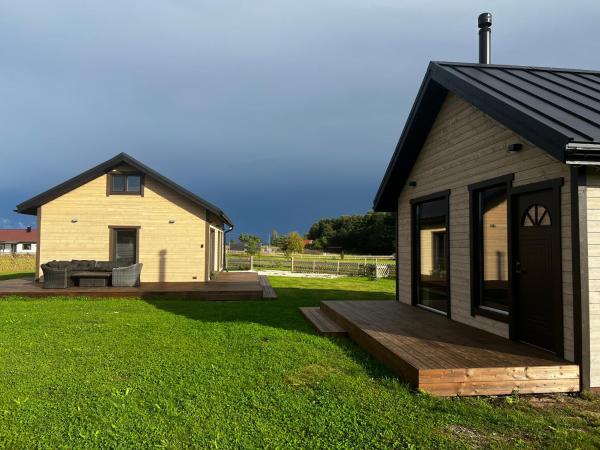 På billedet ses objektet Spithamn Village House beliggende i byen Spithami.