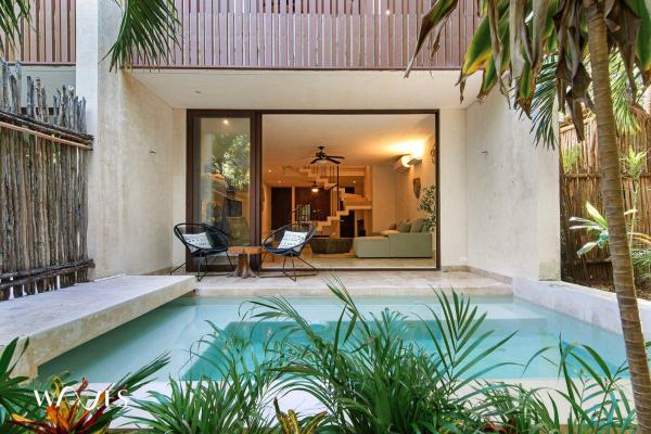 Na zdjęciu widoczny jest obiekt 2 Br. PH wPrivate Pool in Luxury Gated Community położony w mieście Tulum.