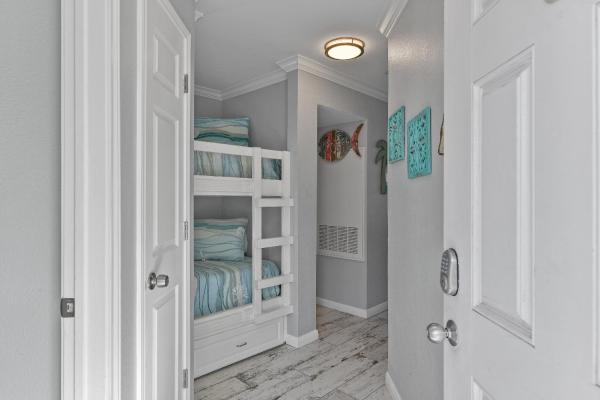 Seascape 1303 Condo - Galveston, TX