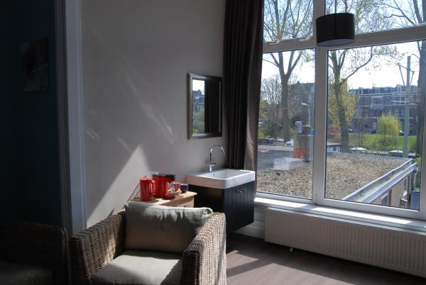 Foto 3: Bed & Breakfast Obrechtstraat