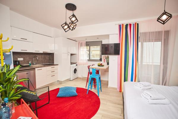 Superstudio Pop Art Apartments by BiNoBi!, Saloniki