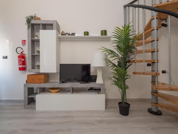 I Host Apartment - Breno 1, Milano