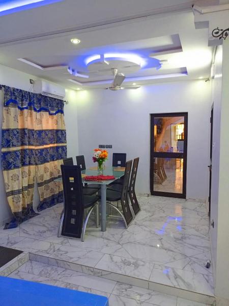 På billedet ses objektet Jolie Résidence de 03 chambres salon Légbassito beliggende i byen Tovégblé.