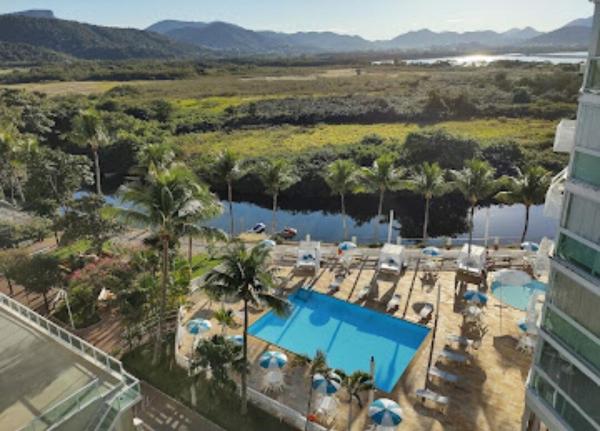 A la foto es mostra l'objecte Ap Alecrim Luxo Camboinhas Beira Mar Pisc Marina situat a la ciutat de Niterói.