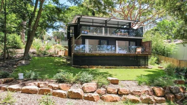 Elegant Abode Only Moments To Macmasters Beach - North Shore