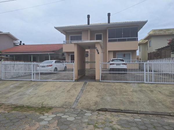 A la foto es mostra l'objecte Apartamento na Praia da Pinheira situat a la ciutat de Palhoça.