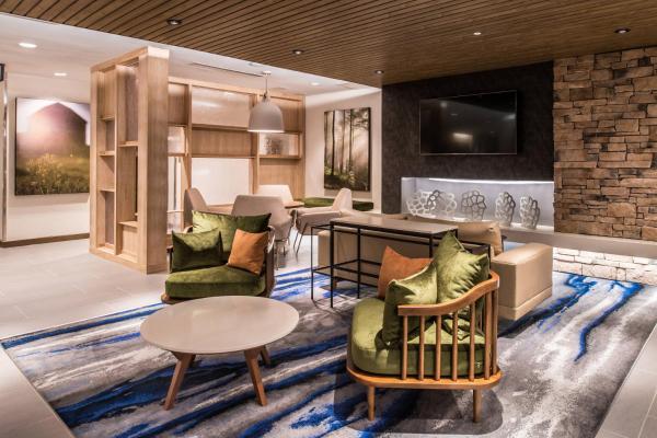 A la foto es mostra l'objecte Fairfield Inn & Suites by Marriott Staunton situat a la ciutat de Fishersville.