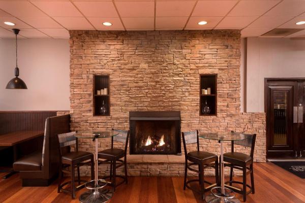 Foto 8: Four Points by Sheraton Asheville Downtown