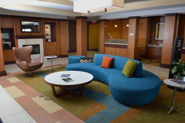 På billedet ses objektet Fairfield Inn & Suites Effingham beliggende i byen Effingham.