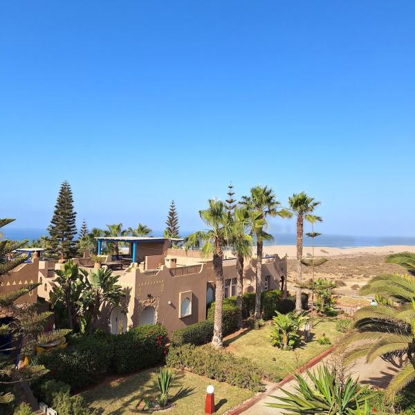 Na fotografii je vidět objekt Azure Horizon Villa Club evasion nacházející se ve městě Sidi Boulfdail.
