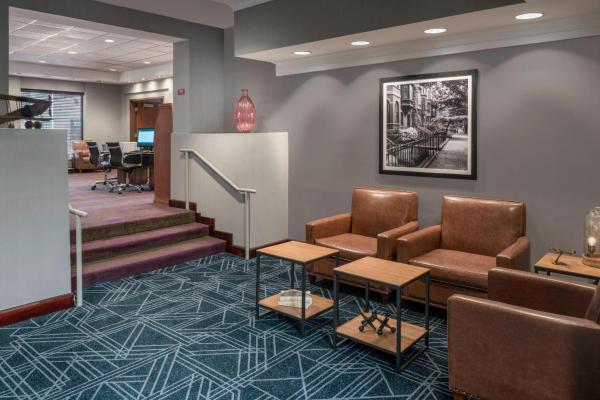 Фотография 4: Four Points by Sheraton Boston Logan Airport Revere