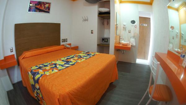 Kuvassa näkyy kohde Hotel Yekkan, joka sijaitsee kaupungissa Necaxa.