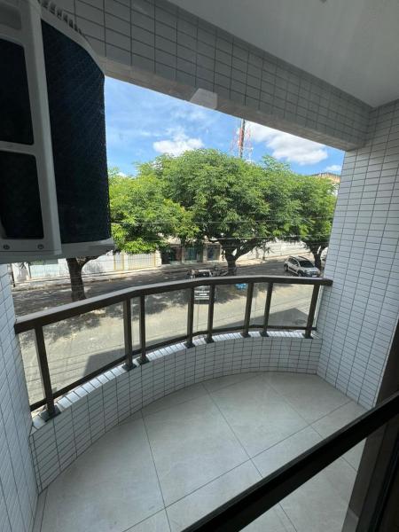 En la foto se muestra el objeto Flat Suíte com varanda ubicado en la ciudad de Guarabira.