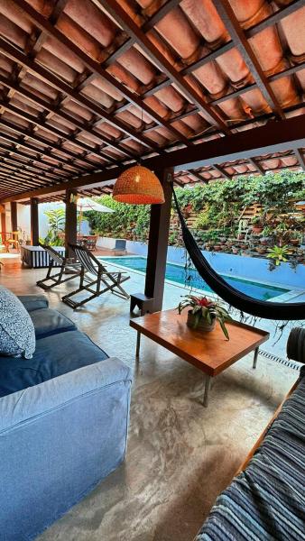 A la foto es mostra l'objecte Sun House Manguinhos situat a la ciutat de Búzios.