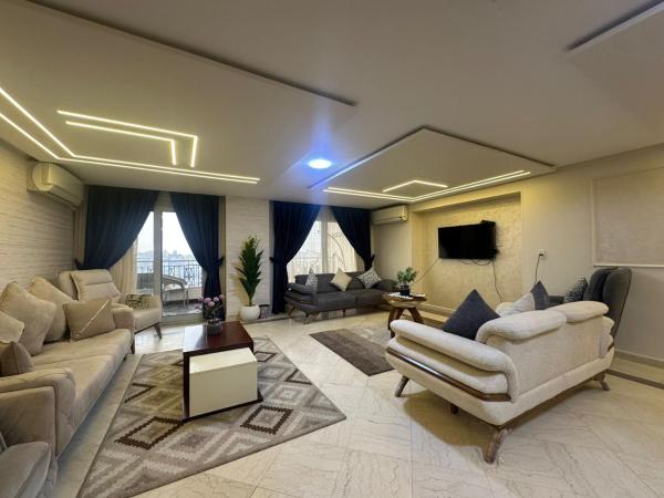 A la foto es mostra l'objecte Apartment 36 Nile view situat a la ciutat de El Caire.