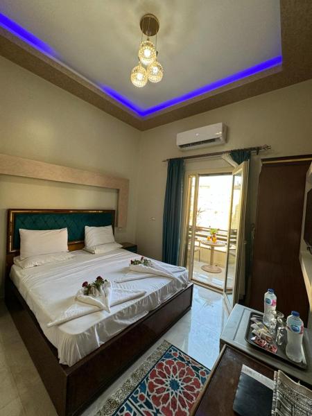 Nella foto è visibile l'oggetto golden palace down town situato nella città di Il Cairo.