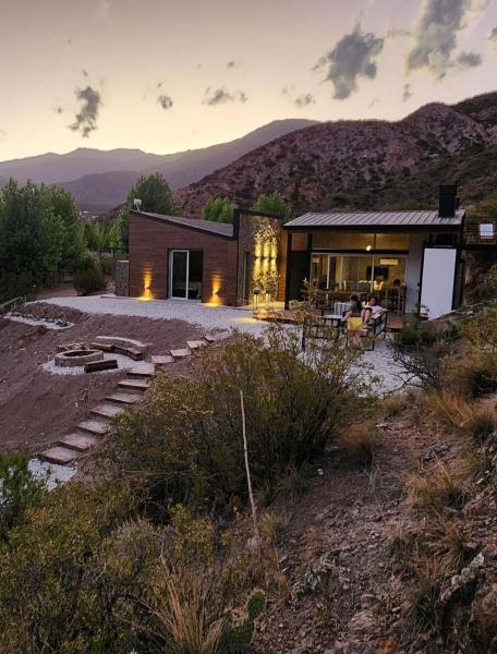 写真にはGuido市にあるLa Quebrada Potrerillos - Lodges de Montañaが写っています。