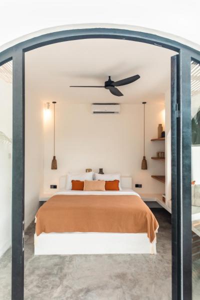 Foto 2: NMBR One - New 2BR home for remote travelers in Canggu